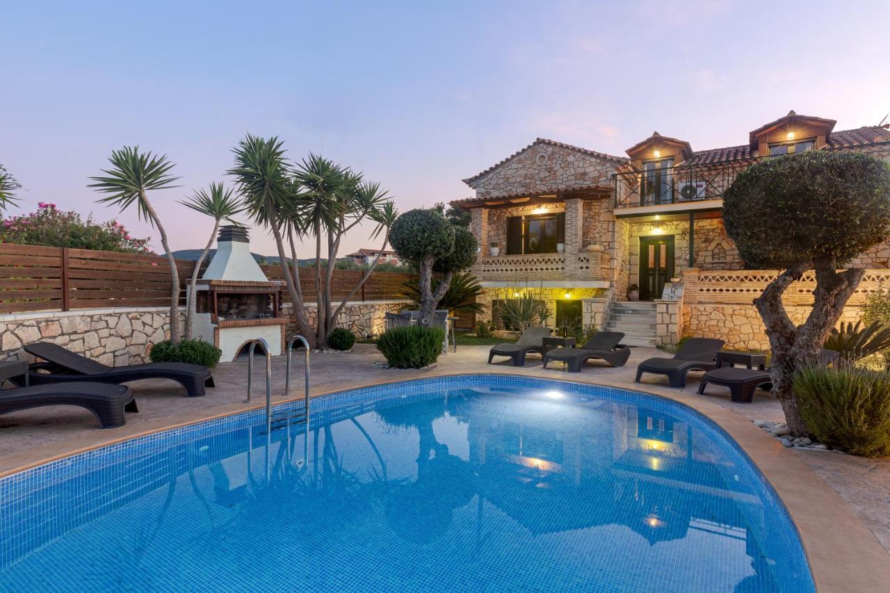 Tierra Olivo Villa